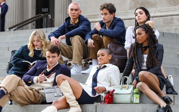 Reboot de ‘Gossip Girl’ tem novo trailer divulgado e é comparado a ‘Elite’; assista