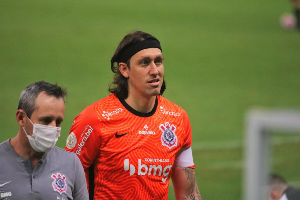 Corinthians informa 8 jogadores e 11 funcionários infectados pelo coronavírus
