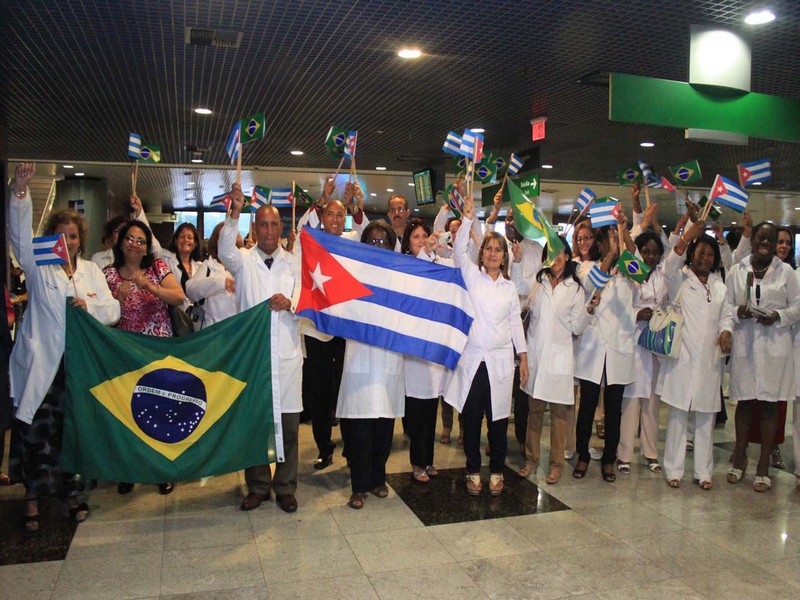 Justiça federal determina recontratação de cubanos para programa Mais Médicos
