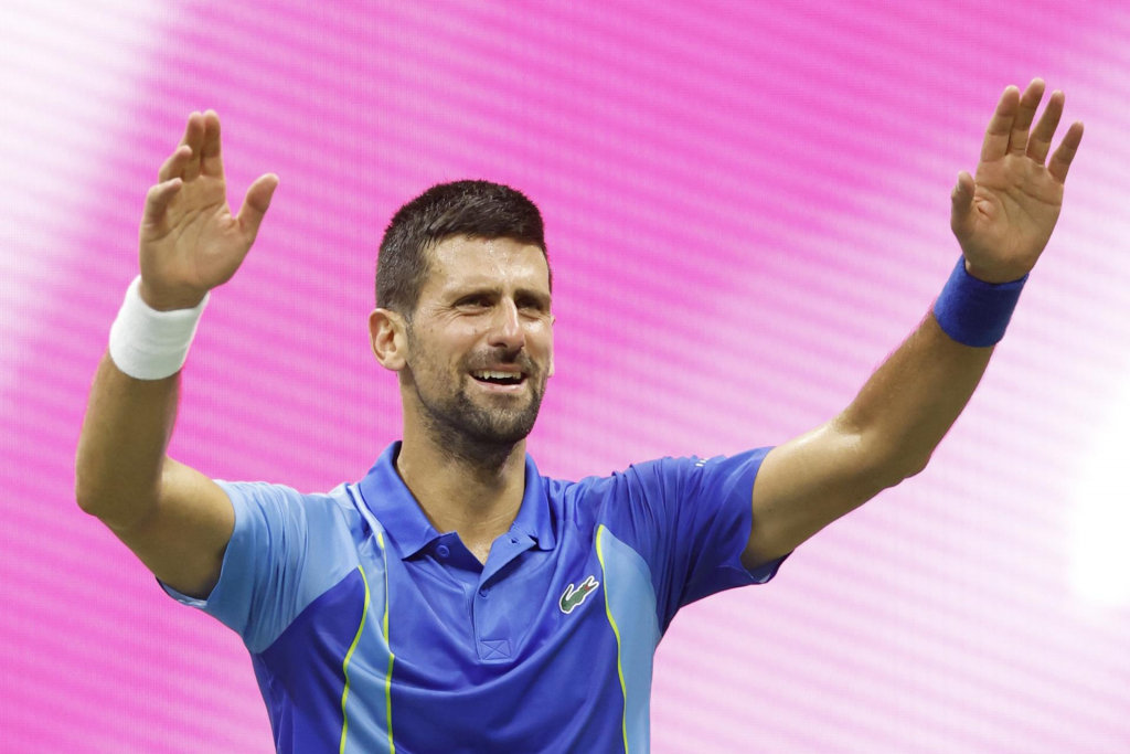 Djokovic vence Medvedev, fatura tetra do US Open e soma 24 torneios de Grand Slam