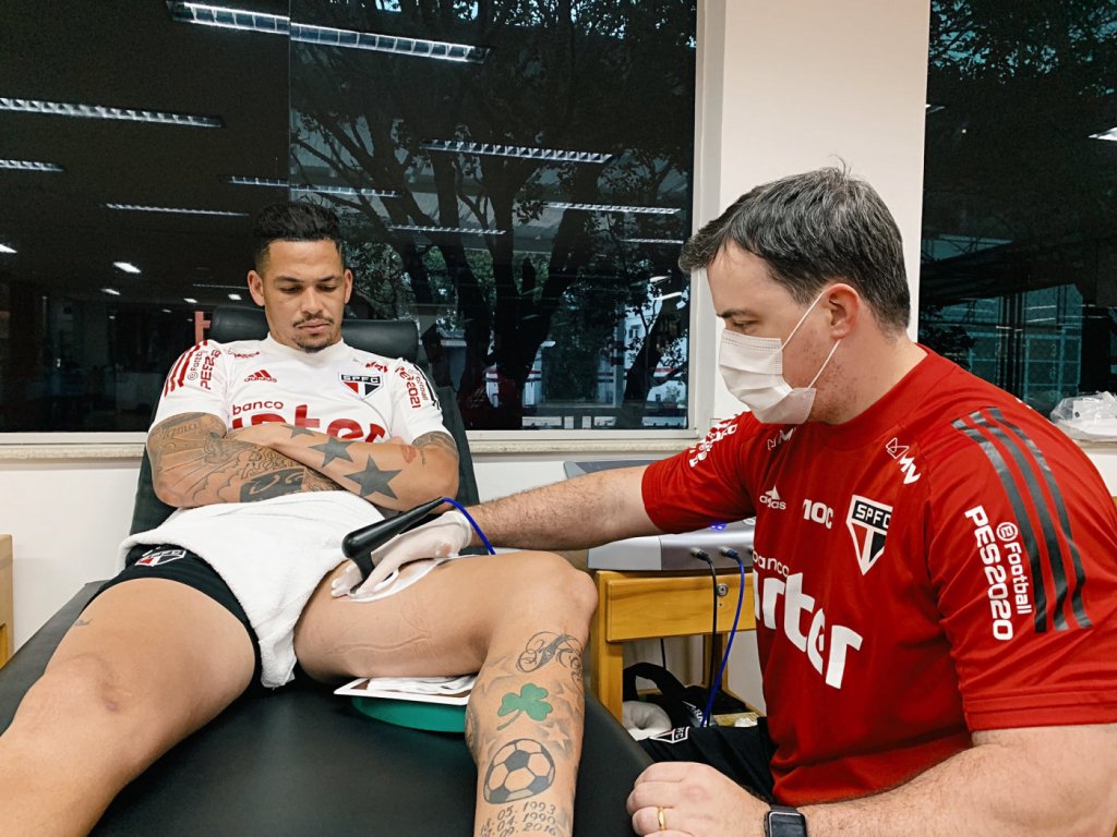 Luciano sofre estiramento e está fora de ‘decisão’ entre São Paulo e Atlético-MG