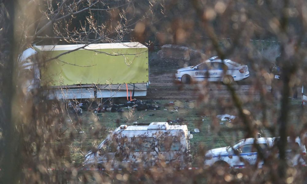 Migrantes são encontrados mortos dentro de caminhão na Bulgária
