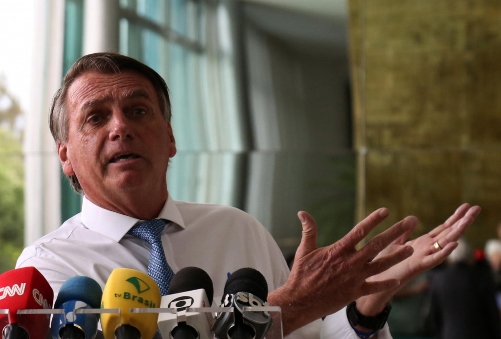 Rádios dizem que não receberam propagandas do horário eleitoral da campanha de Bolsonaro