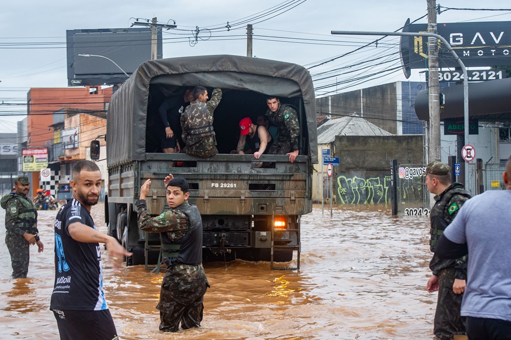 Voluntários de Nova Petrópolis realizam 41 resgates em áreas de risco