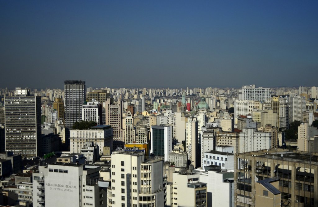 Pandemia da Covid-19 acelera troca de cidades como São Paulo pelo interior do Estado