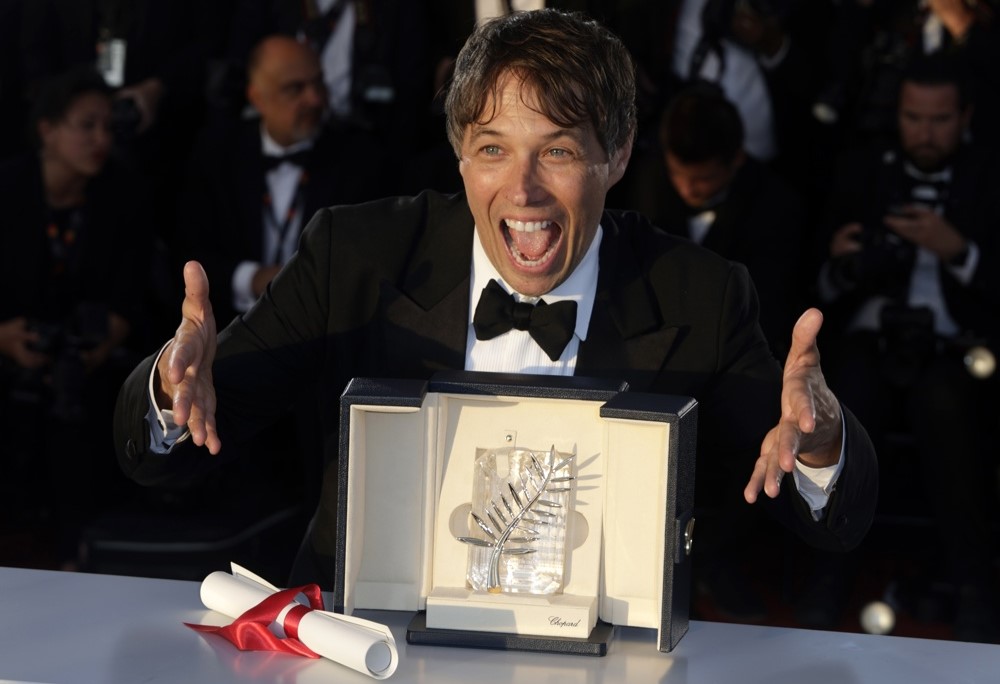 Filme ‘Anora’, de Sean Baker, ganha a Palma de Ouro em Cannes; confira a lista de vencedores