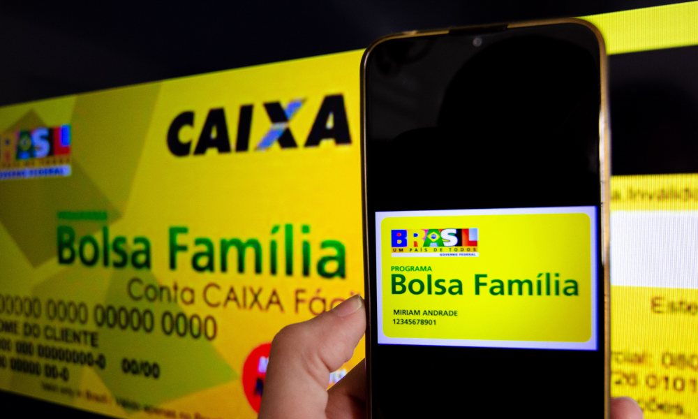 Governo vai bloquear beneficiários do Bolsa Família com CPF irregular a partir de janeiro