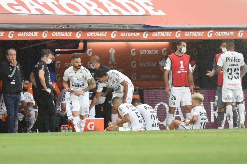 Santos tem dois desfalques por Covid-19 para enfrentar São Paulo e Boca Juniors