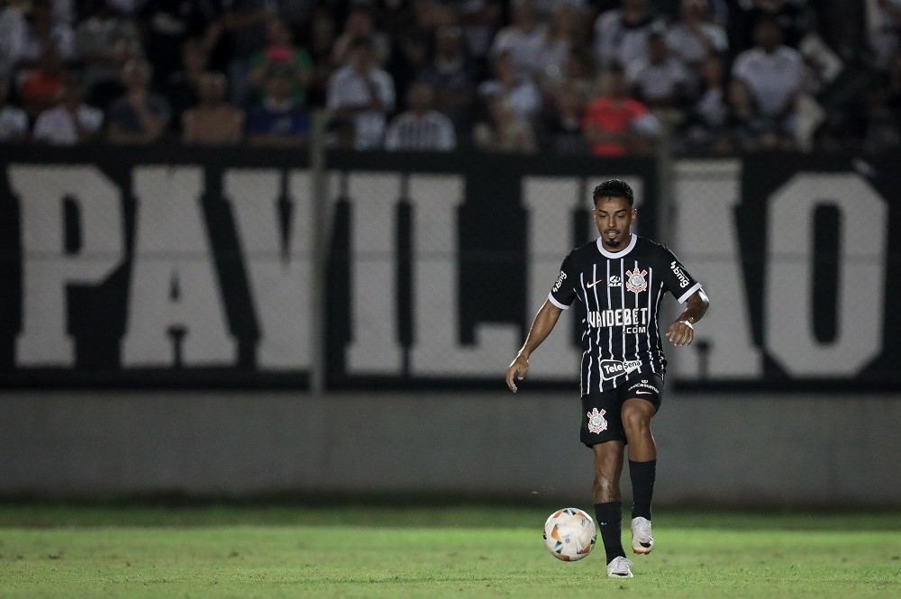 Corinthians define lista de inscritos para a Sul-Americana com retorno de Bidu e ausência de Moscardo