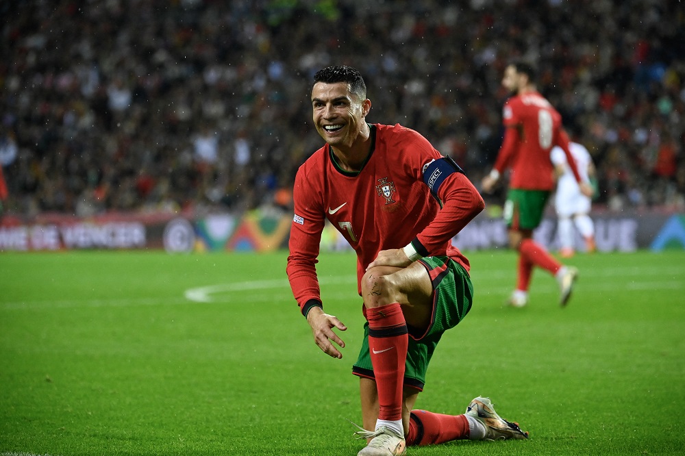 Cristiano Ronaldo chega a 910 gols na carreira, Portugal goleia a Polônia e avança na Liga das Nações 