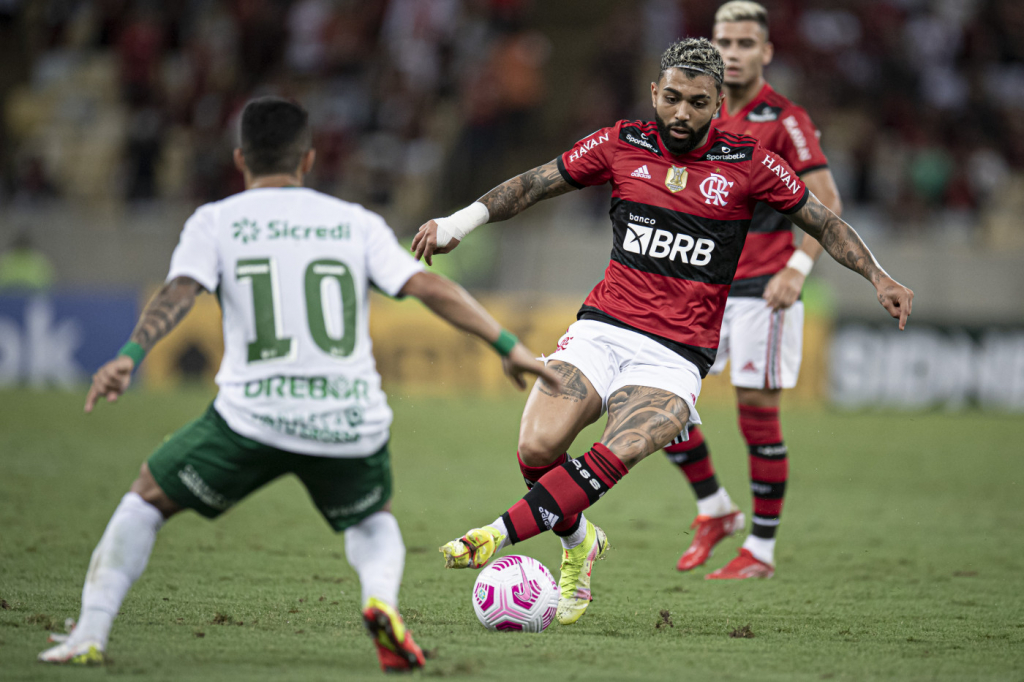 Em jogo sem gols, Flamengo empata com Cuiabá no Maracanã