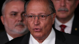 Alckmin se encontra com Bolsonaro em Brasília e diz que presidente reafirmou apoio à transição