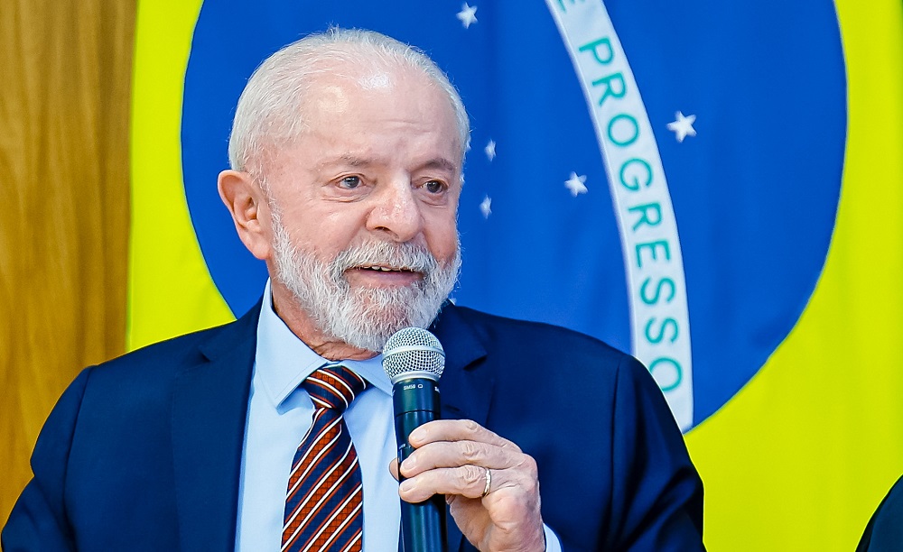 Após exames, Lula é liberado para voltar a Brasília