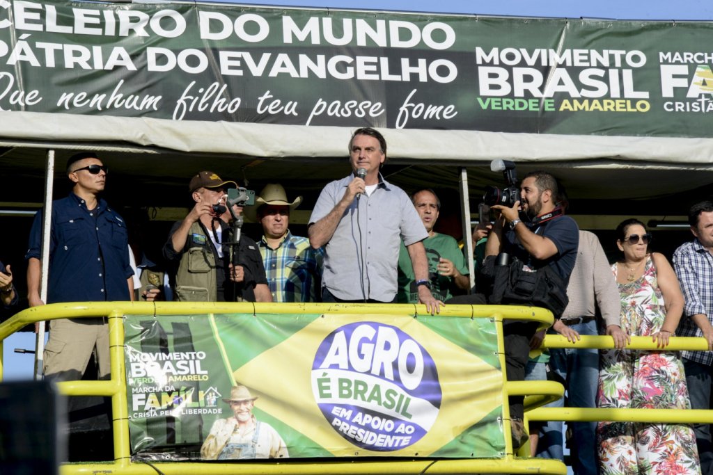 PSDB aciona STF para obrigar Bolsonaro a usar máscara e respeitar distanciamento