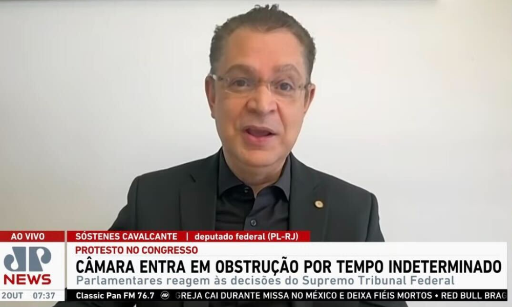 Obstrução na Câmara dos Deputados deve ‘se arrastar’ por mais uma semana, diz Sóstenes Cavalcante