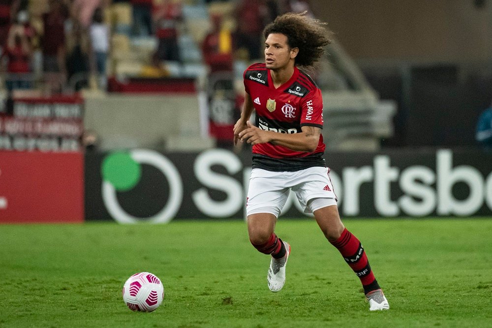 Flamengo divulga relacionados para jogo contra o Athletico-PR; veja provável escalação