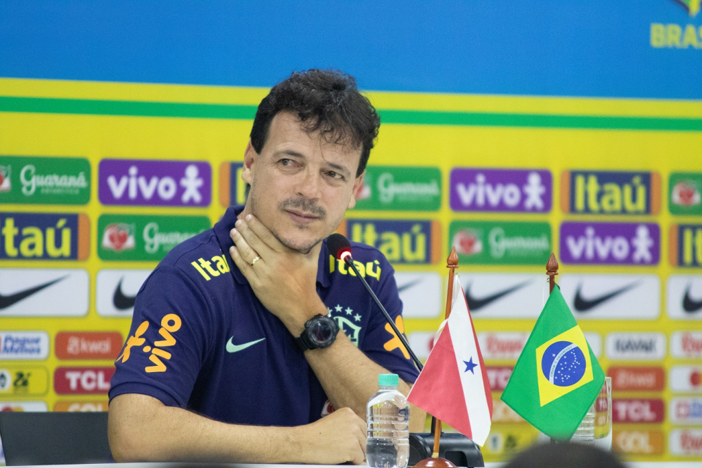 Diniz define escalação da seleção brasileira para enfrentar a Venezuela; confira