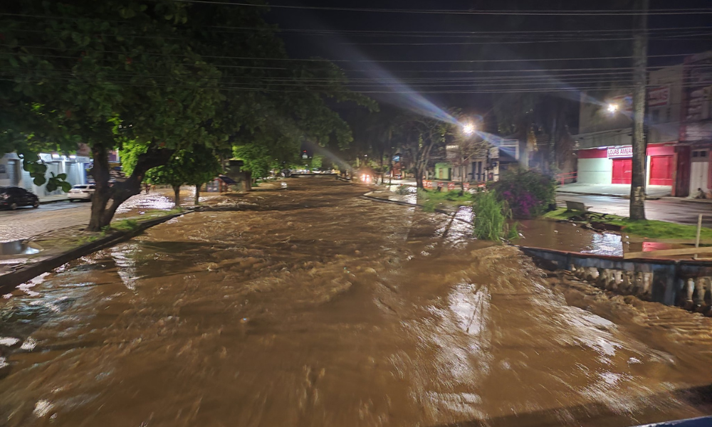 Chuvas afetam 32 cidades da Bahia e deixam mais de 3,6 mil desalojados