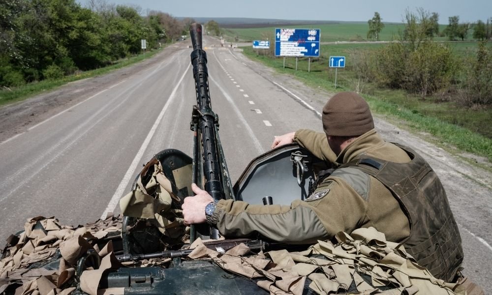 Ocidente ignora alerta russo e discute enviar mais ajuda militar à Ucrânia