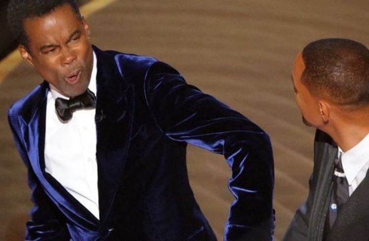 Chris Rock decide se fará B.O. contra Will Smith após ser agredido no Oscar