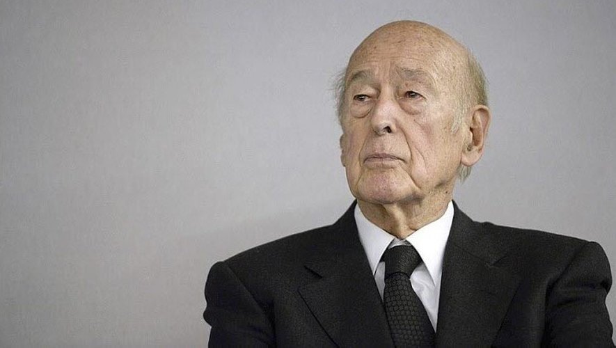 Ex-presidente francês, Valéry Giscard d’Estaing morre vítima da Covid-19