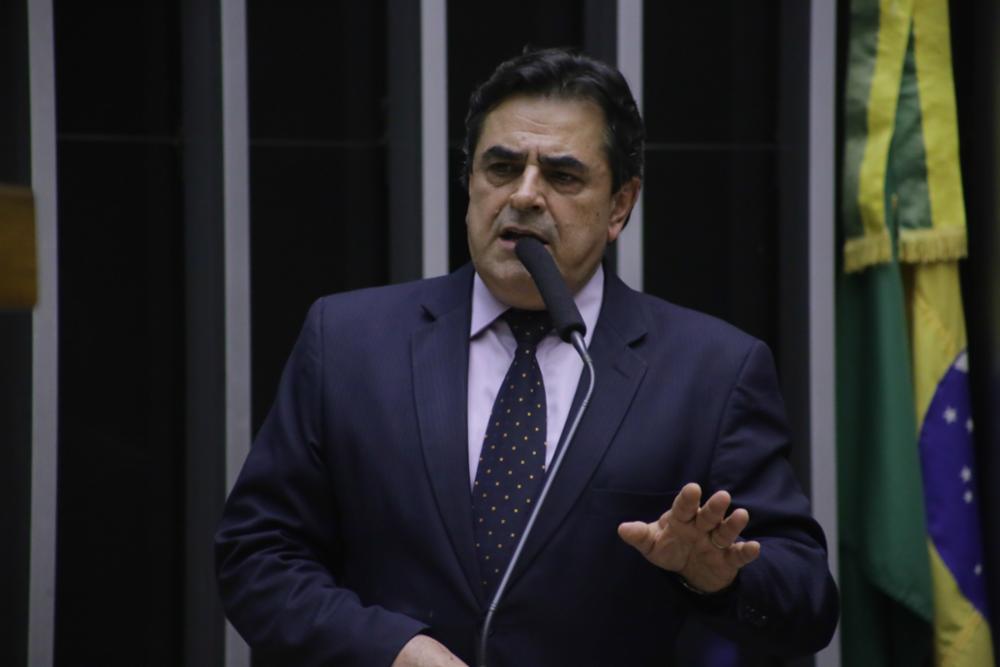 Presidente da bancada do comércio na Câmara diz que veto de Lula à desoneração é um ‘tiro no pé’