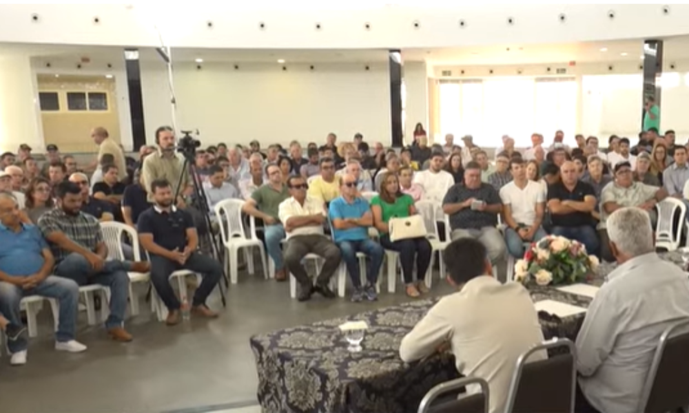 Mais de 300 agricultores da Bahia se reúnem para discutir ações contra ‘abril vermelho’ do MST