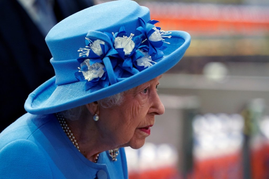 Rainha Elizabeth II envia mensagem em homenagem às vítimas do 11 de setembro