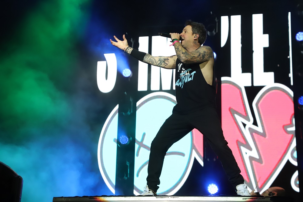 Simple Plan agradece aos fãs brasileiros e lança versão funk de ‘Welcome to My Life’