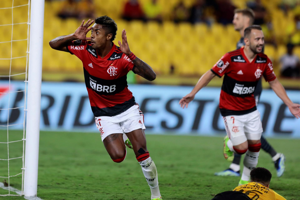 Flamengo faz 2 a 0 no Barcelona-EQU e está na final da Copa Libertadores