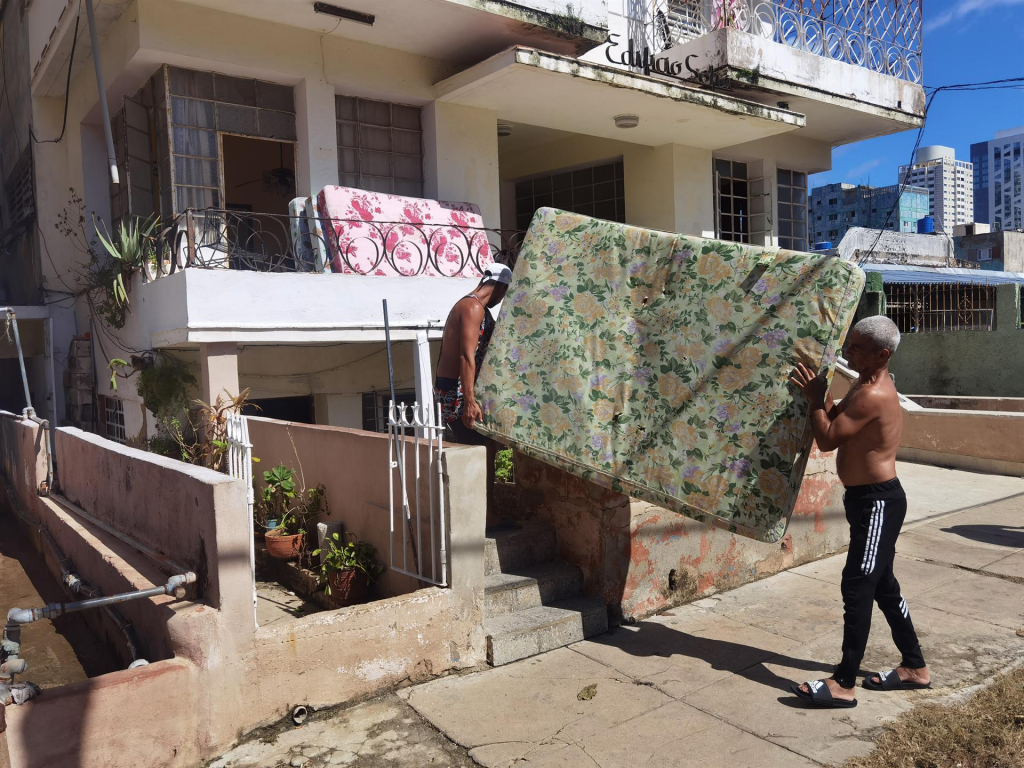 Furacão Ian destruiu totalmente 38 casas em Havana e danificou mais de mil