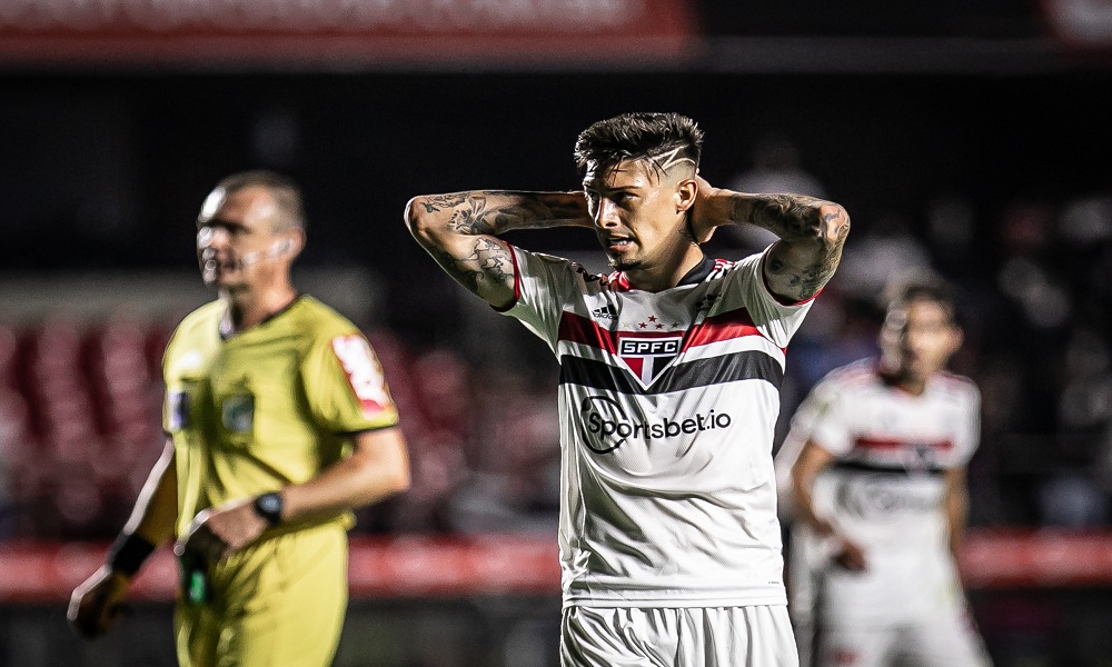 São Paulo anuncia venda de Emiliano Rigoni para clube dos Estados Unidos