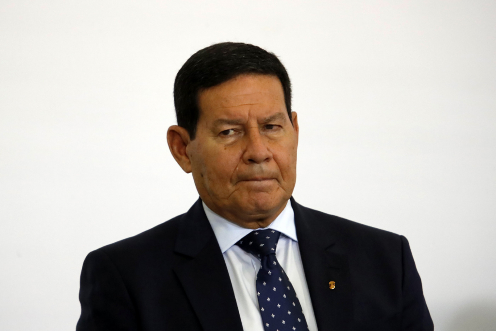 ‘Relação do Brasil com os 22 países da Liga Árabe ganha sentido estratégico’, afirma Mourão
