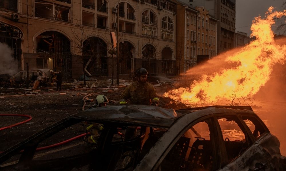 Rússia acusa Ucrânia de lançar mísseis ocidentais em direção ao sul do país e promete retaliação