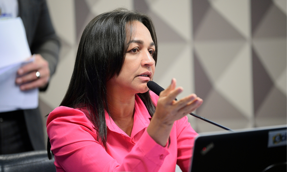 CPMI do 8 de Janeiro aprova pedido de indiciamento de Bolsonaro por quatro crimes