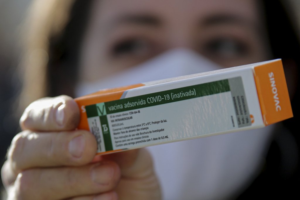 Ministério da Saúde quer adquirir mais 30 milhões de doses da CoronaVac