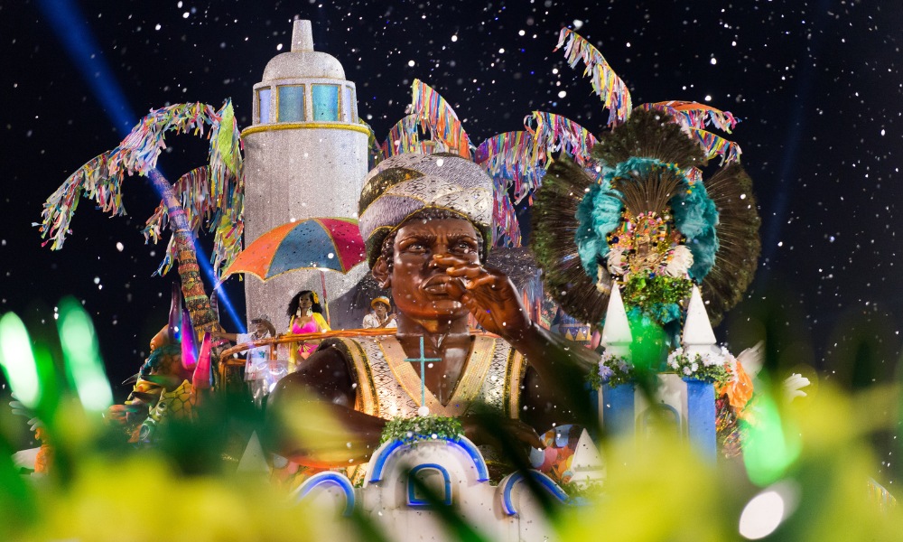 Dragões da Real e Acadêmicos do Tatuapé marcam 1º dia do Carnaval em SP; Rosas de Ouro traz Rita Lee