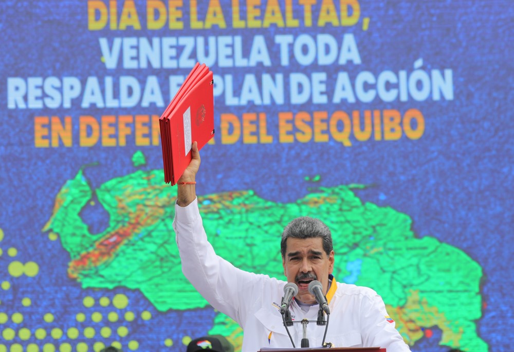 Maduro adota tom mais ameno e fala em ‘sentar e conversar’ com a Guiana sobre Essequibo