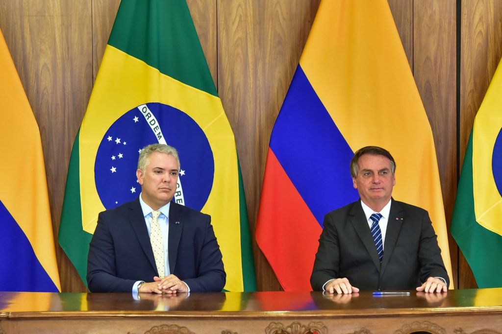 Bolsonaro e Ivan Duque alinham discurso em defesa da Amazônia na COP26