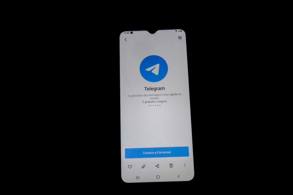TIM diz que Telegram será bloqueado na segunda-feira