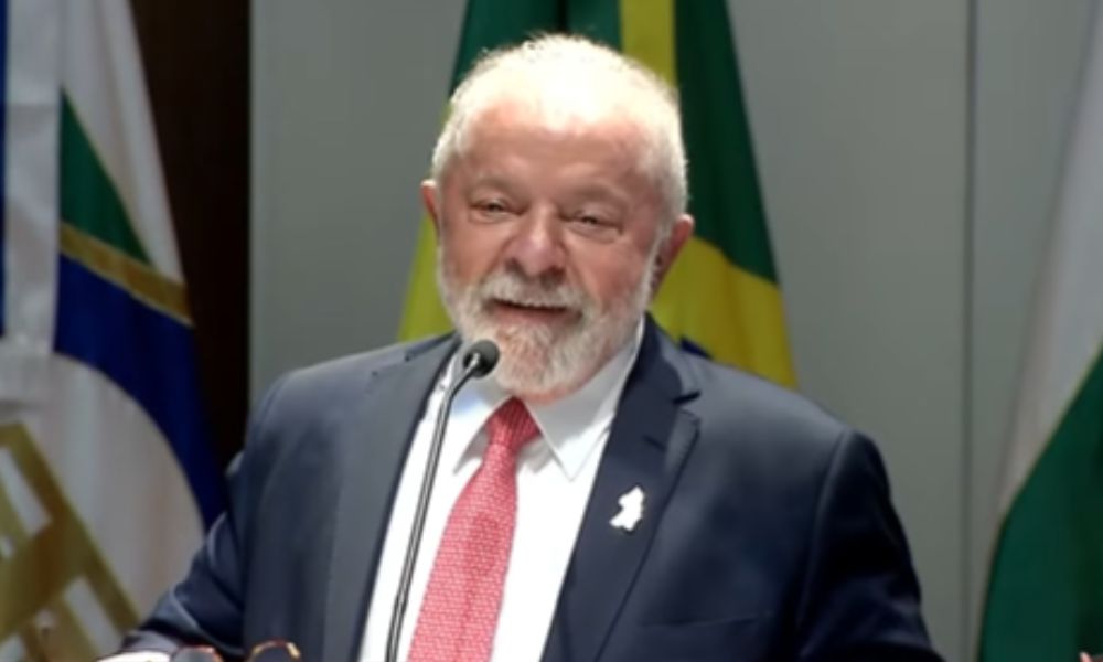 Em pronunciamento do Dia do Trabalho, Lula confirma aumento de R$ 18 do salário mínimo e isenção do IR de até R$ 2.640 por mês