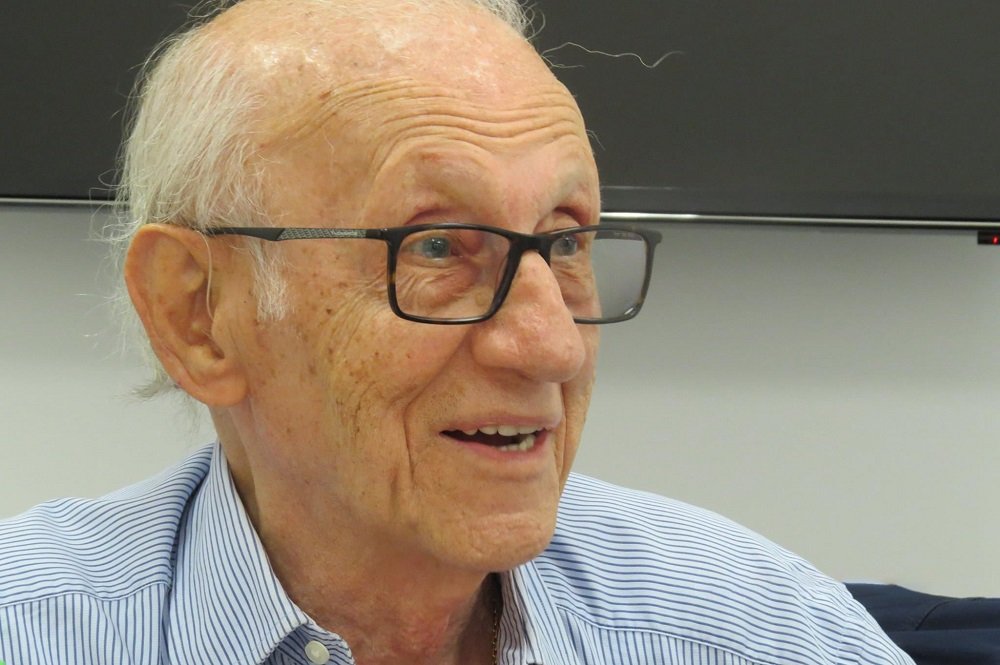 Andor Stern, único brasileiro sobrevivente do Holocausto, morre aos 94 anos