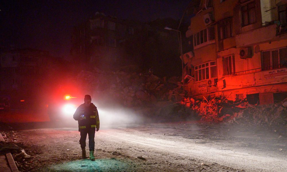 Família síria sobrevive a terremoto na Turquia, mas morre em incêndio 11 dias depois