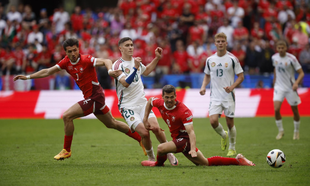 Embolo faz gol por cobertura e Suíça inicia Eurocopa com vitória sobre a Hungria
