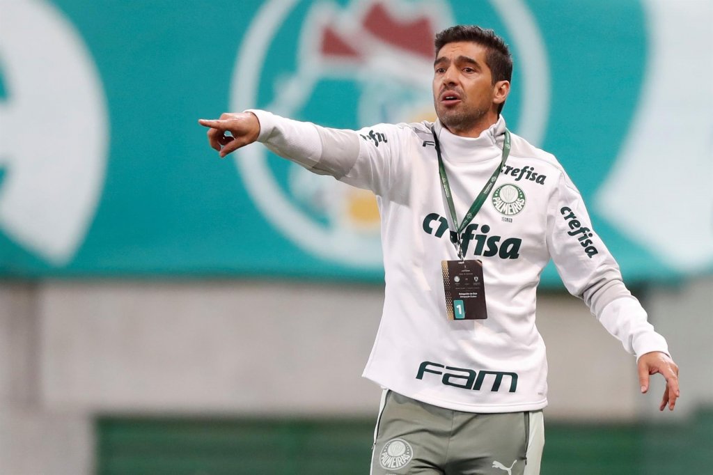 Abel Ferreira poderá usar Gabriel Menino e Zé Rafael no Palmeiras diante do Grêmio