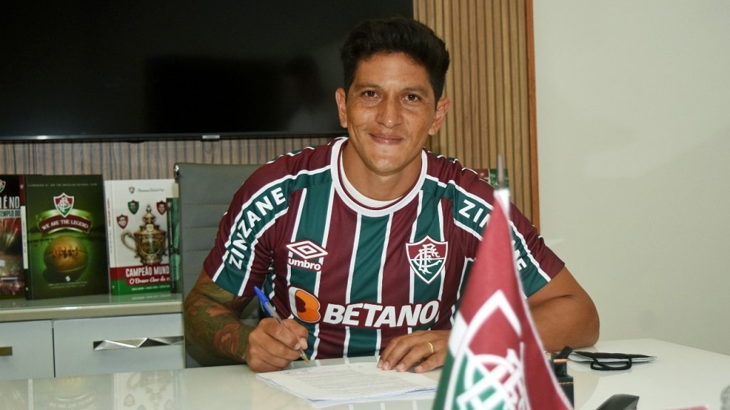 Germán Cano, ex-Vasco, chega ao Fluminense para disputar posição com Fred