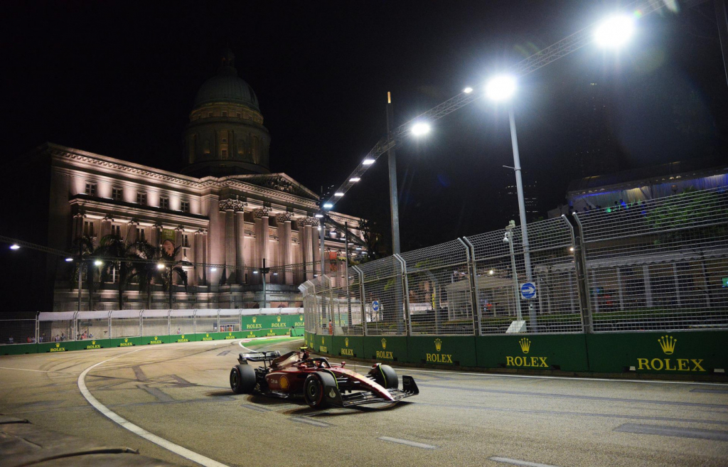 Fórmula 1: Sainz Jr. supera Leclerc e é o mais rápido do dia no GP de Cingapura