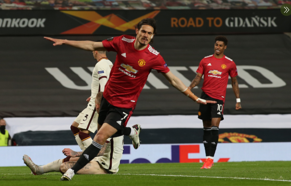 Em jogo com duas viradas, Manchester United goleia a Roma na semifinal da Liga Europa