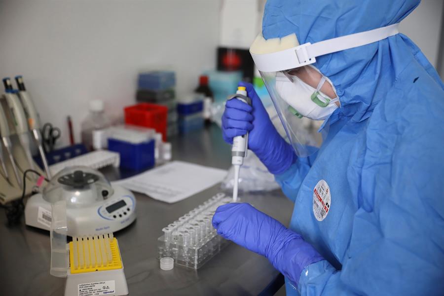 Moderna recebe US$ 176 milhões do governo dos EUA para fabricar vacina contra a gripe aviária