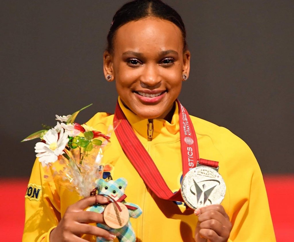 Rebeca Andrade ganha ouro e prata no Mundial de Ginástica Artística